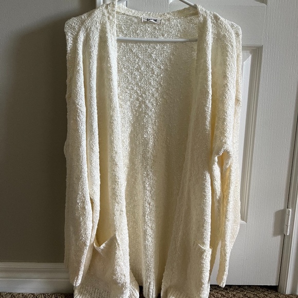 Lightweight Knitted Cardigan with Pockets - Picture 1 of 3